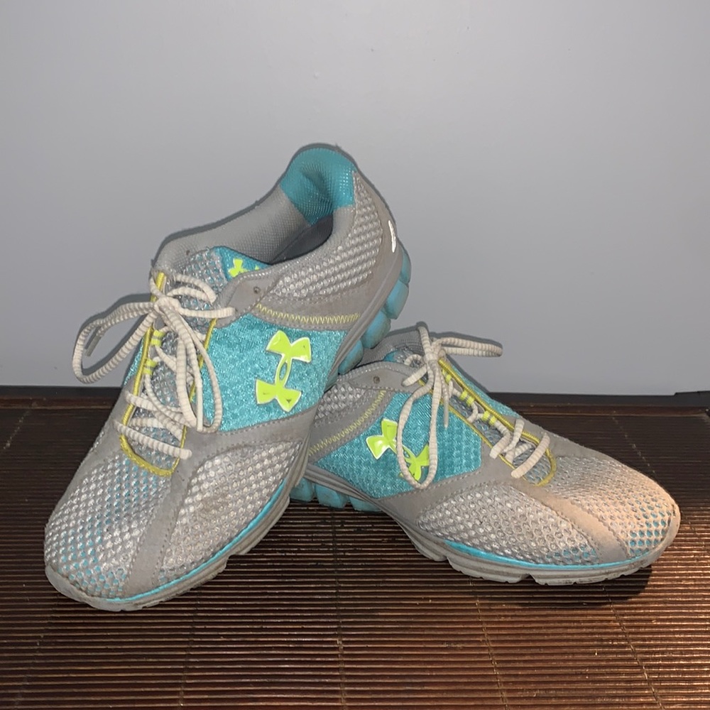 Under Armour Women’s Running Shoes Sz 7.5